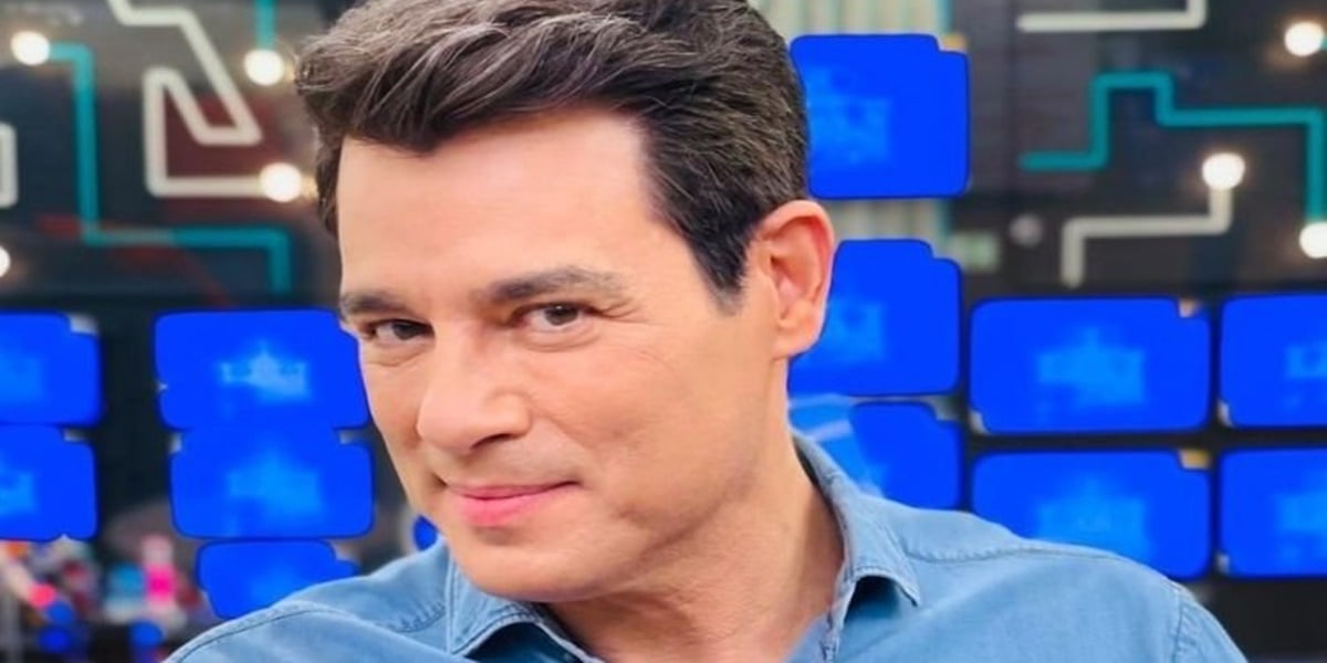 http://tvfoco.uai.com.br/wp-content/uploads/2015/05/Daniela-Mercury.jpg