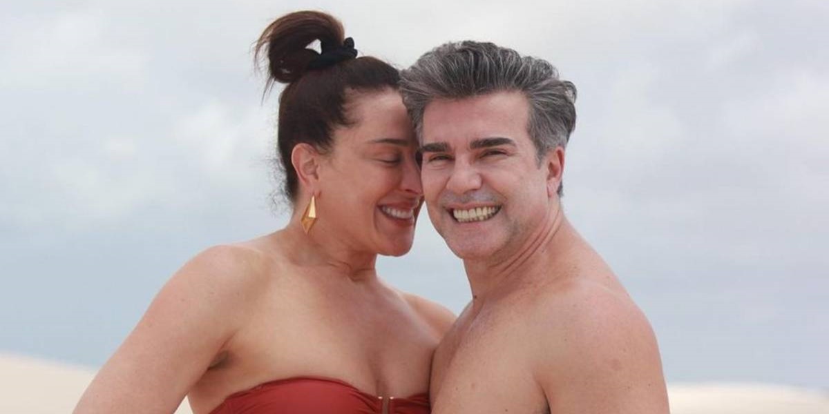 http://tvfoco.uai.com.br/wp-content/uploads/2015/05/Daniela-Mercury.jpg
