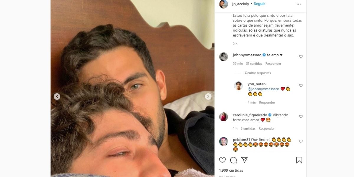 Johnny Massaro assume amor por homens e relacionamento com rapaz é anunciado em textão: "O amor da minha vida"