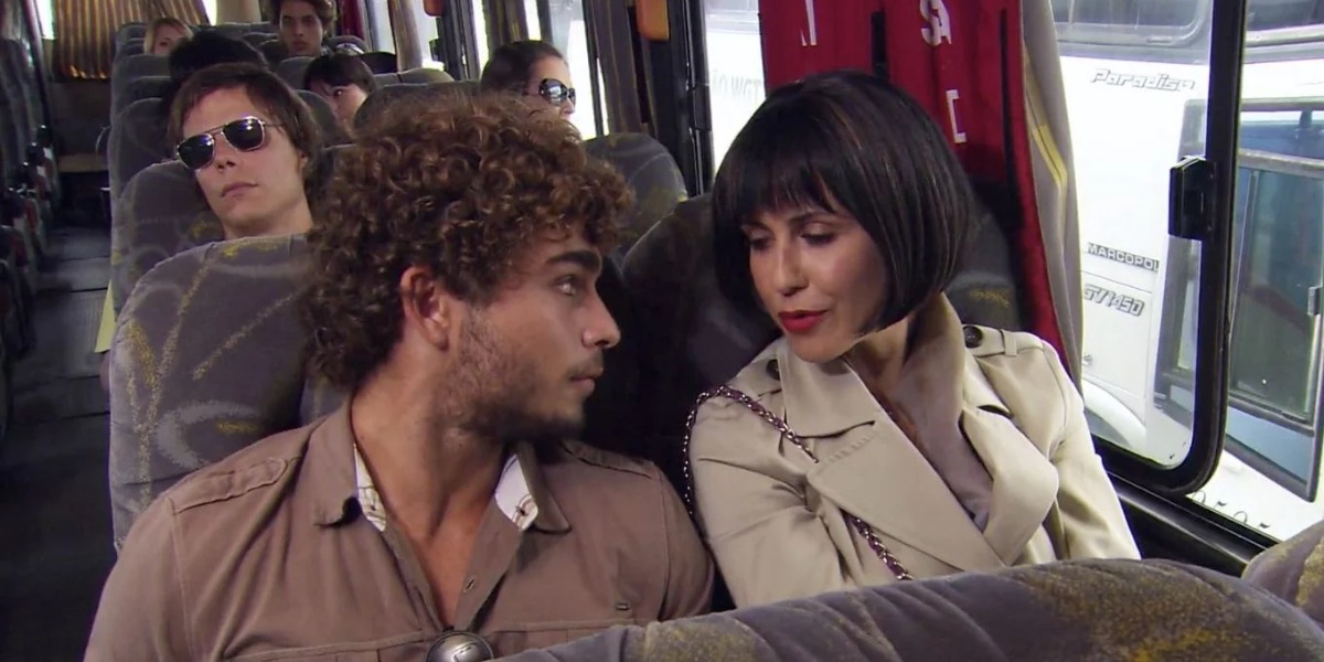 Cristovão e Luísa fogem juntos em Ti Ti - Foto: Reprodução