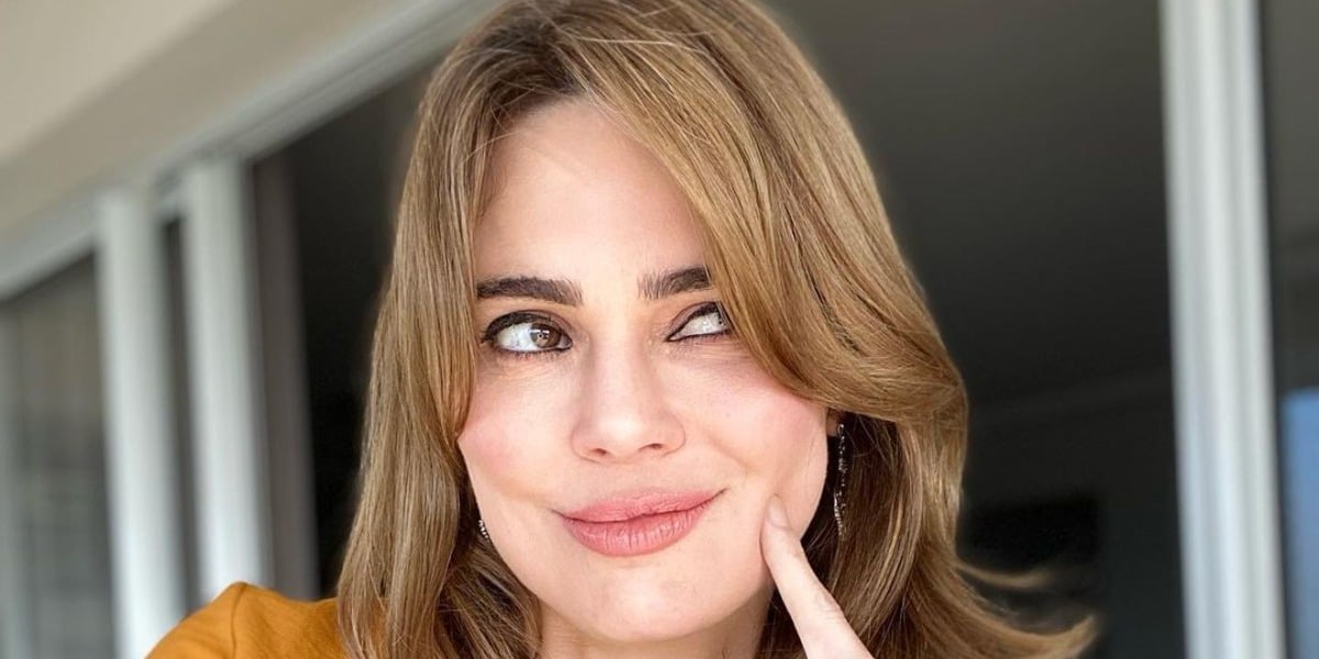 http://tvfoco.uai.com.br/wp-content/uploads/2015/05/Daniela-Mercury.jpg