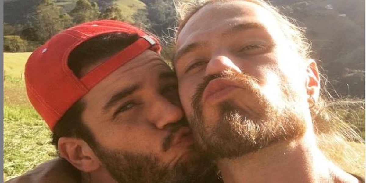 Ator exibiu namorado para seus seguidores (Foto: Instagram) 