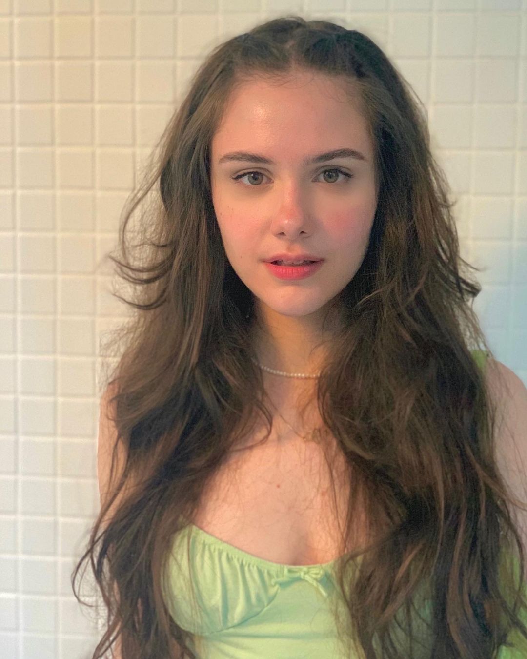 Clara Tiezzi foi a Babi em "Ti Ti Ti" (Foto: Reprodução/Instagram)