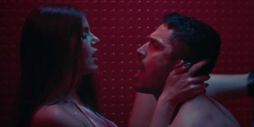 Camila Queiroz e Romulo Estrela em "Verdades Secretas 2" (Foto: Reprodução/Globoplay)