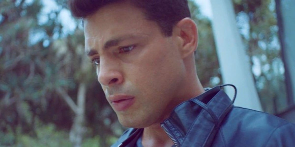 Christian poderá ter identidade real descoberta em "Um Lugar ao Sol" (Foto: Reprodução/TV Globo)