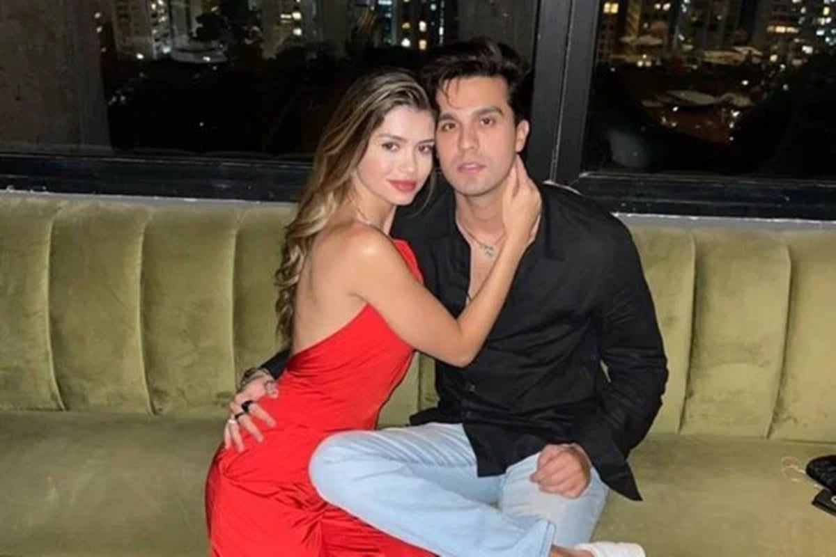 http://tvfoco.uai.com.br/wp-content/uploads/2015/05/Daniela-Mercury.jpg