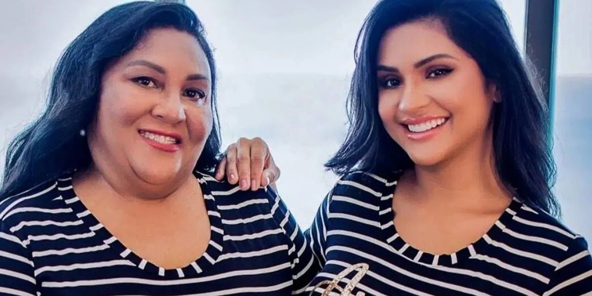 Mileide Mihaile ao lado de sua mãe (Foto: Reprodução) A Fazenda 13