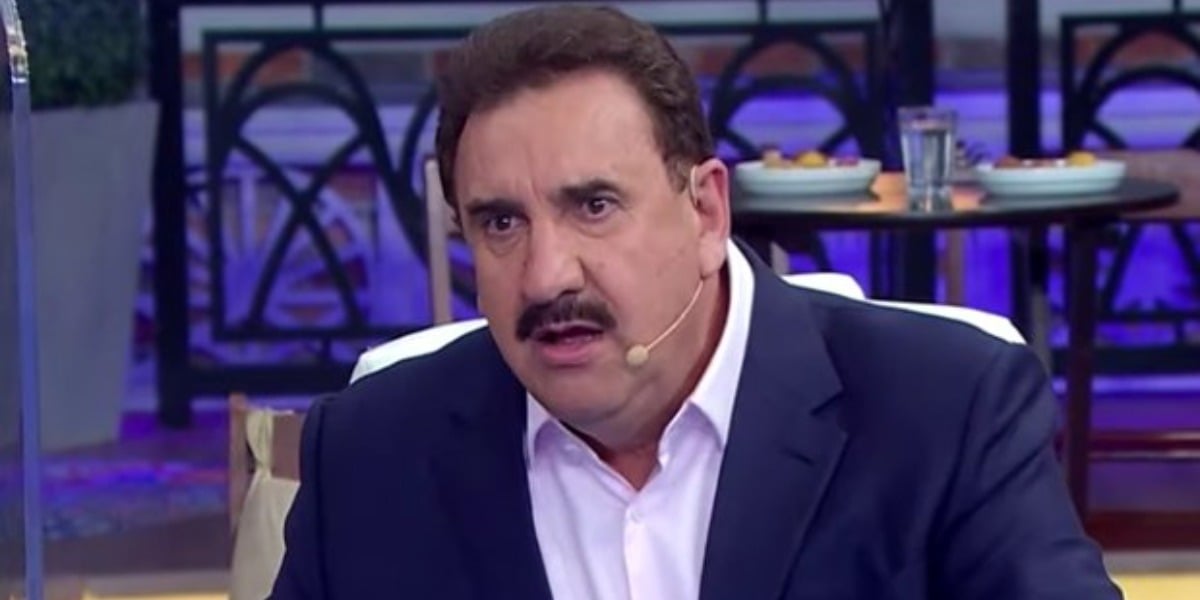 http://tvfoco.uai.com.br/wp-content/uploads/2015/05/Daniela-Mercury.jpg