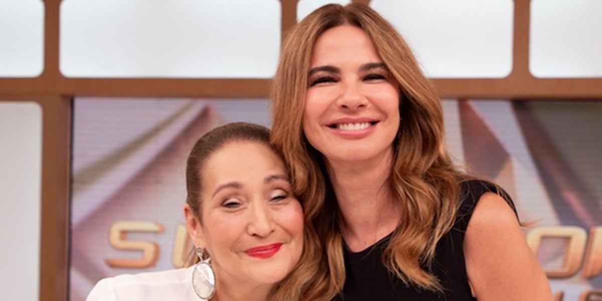 http://tvfoco.uai.com.br/wp-content/uploads/2015/05/Daniela-Mercury.jpg