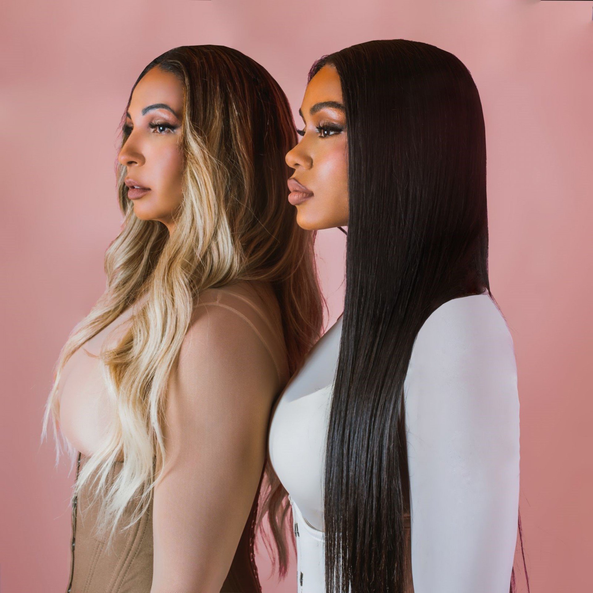 Valesca Popozuda e MC Rebecca divulgaram a música "PayPau" (Foto: Divulgação)