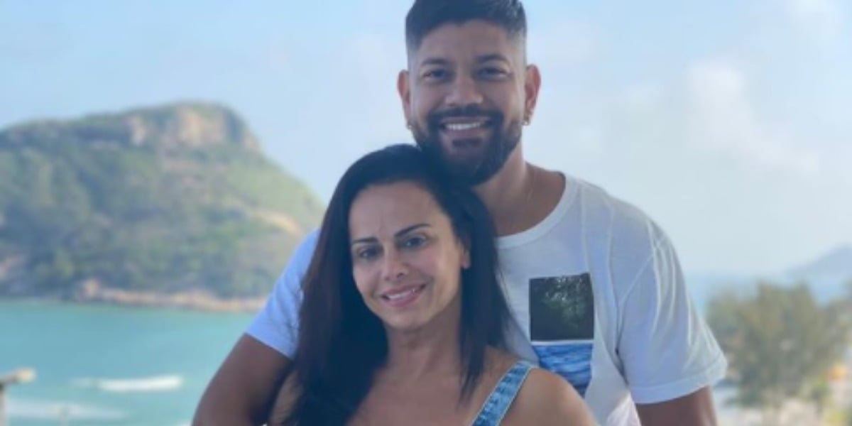 Viviane Araújo e Guilherme Militão se casaram no ano passado. Grávida (Foto: Reprodução)