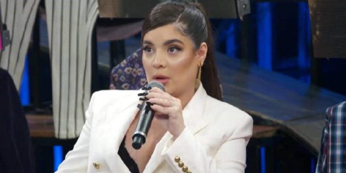 http://tvfoco.uai.com.br/wp-content/uploads/2015/05/Daniela-Mercury.jpg