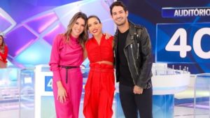 Pato, Rebeca e Patricia Abravanel no programa Silvio Santos (Foto: Divulgação/SBT)