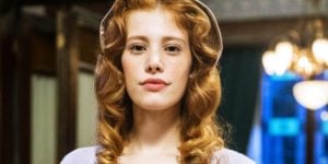 Caroline Dallarosa será a filha do casal na novela Além da Ilusão (Foto: Divulgação/Globo)