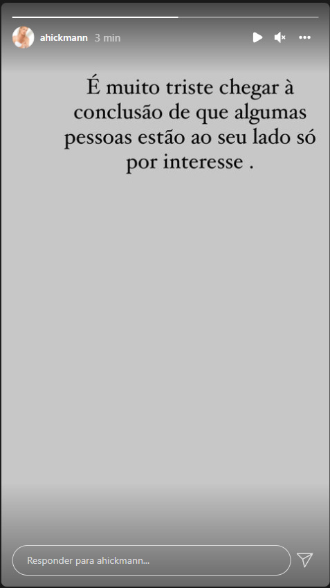 Ana Hickmann deixou uma indireta nos Storys Ana Hickmann deixou uma indireta nos Storys