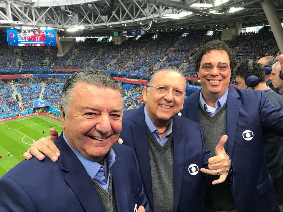 Galvão Bueno ao lado de seus fieis escudeiros na Globo (Foto: Reprodução)