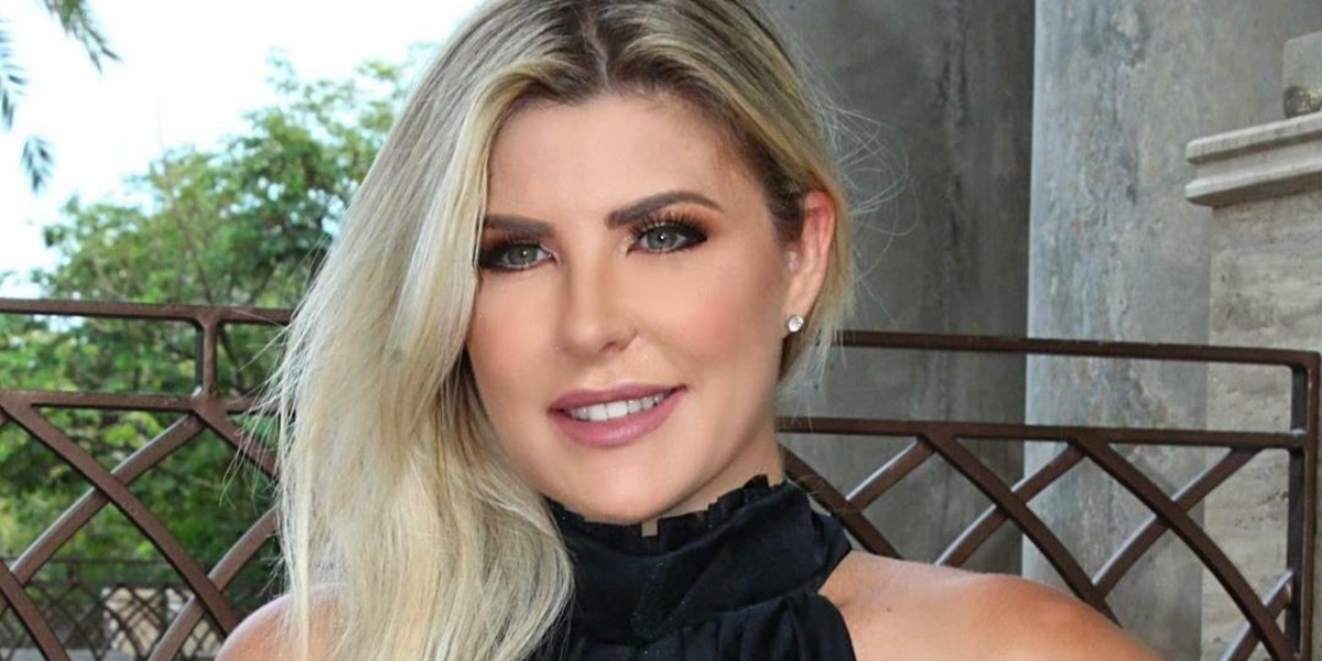http://tvfoco.uai.com.br/wp-content/uploads/2015/05/Daniela-Mercury.jpg