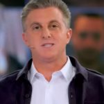 Luciano Huck decidiu manter quadro de namoro no Domingão (Foto: Reprodução)