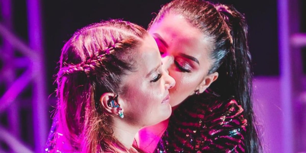 http://tvfoco.uai.com.br/wp-content/uploads/2015/05/Daniela-Mercury.jpg