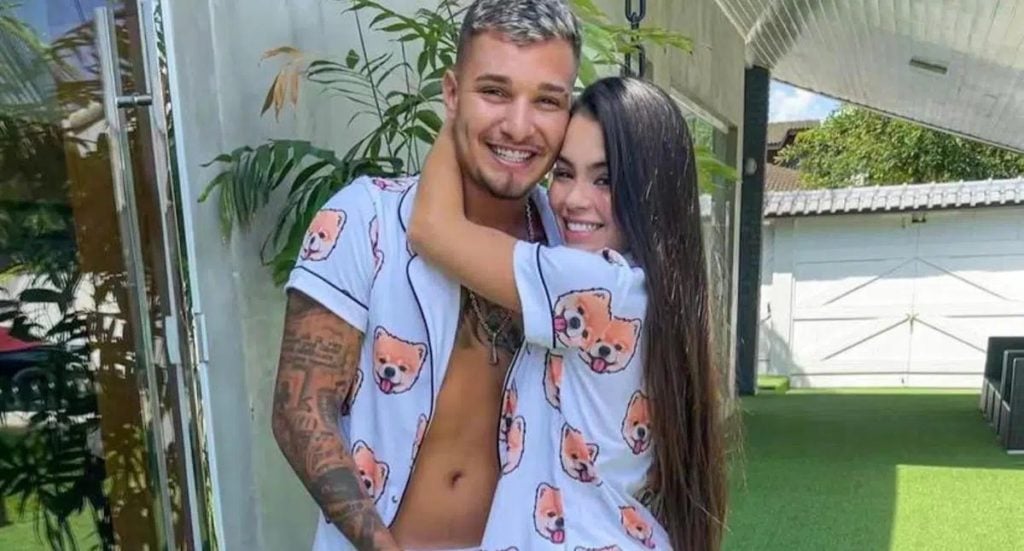 http://tvfoco.uai.com.br/wp-content/uploads/2015/05/Daniela-Mercury.jpg