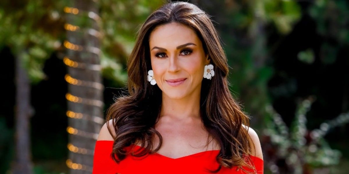 http://tvfoco.uai.com.br/wp-content/uploads/2015/05/Daniela-Mercury.jpg