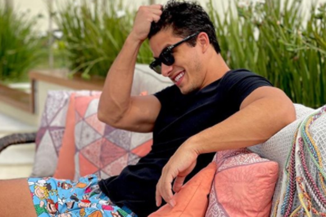 Ricky Tavares até de roupa causa suspiros (Foto: Reprodução/ Instagram)