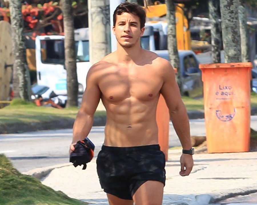 Ricky Tavares não descuida do físico e arrebenta na sua conta do Instagram (Foto: Reprodução)