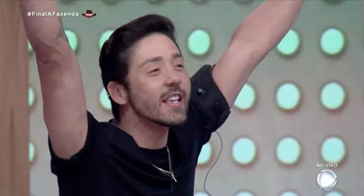 http://tvfoco.uai.com.br/wp-content/uploads/2015/05/Daniela-Mercury.jpg