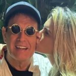 Sérgio Mallandro e a sua namorada (Foto: Reprodução)