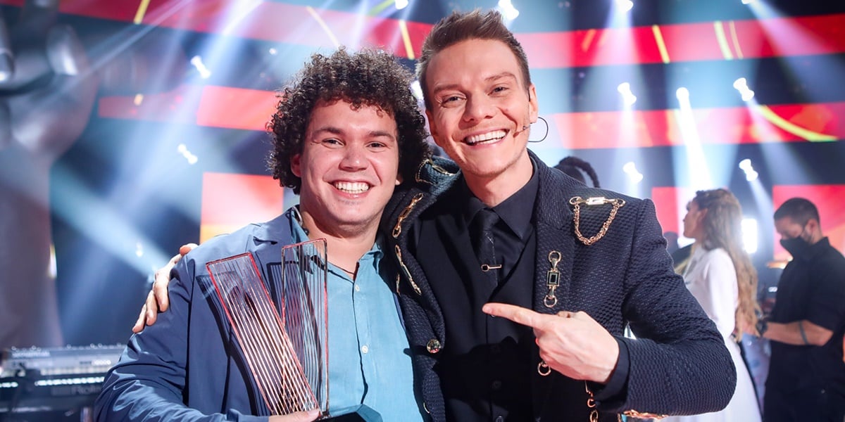 http://tvfoco.uai.com.br/wp-content/uploads/2015/05/Daniela-Mercury.jpg