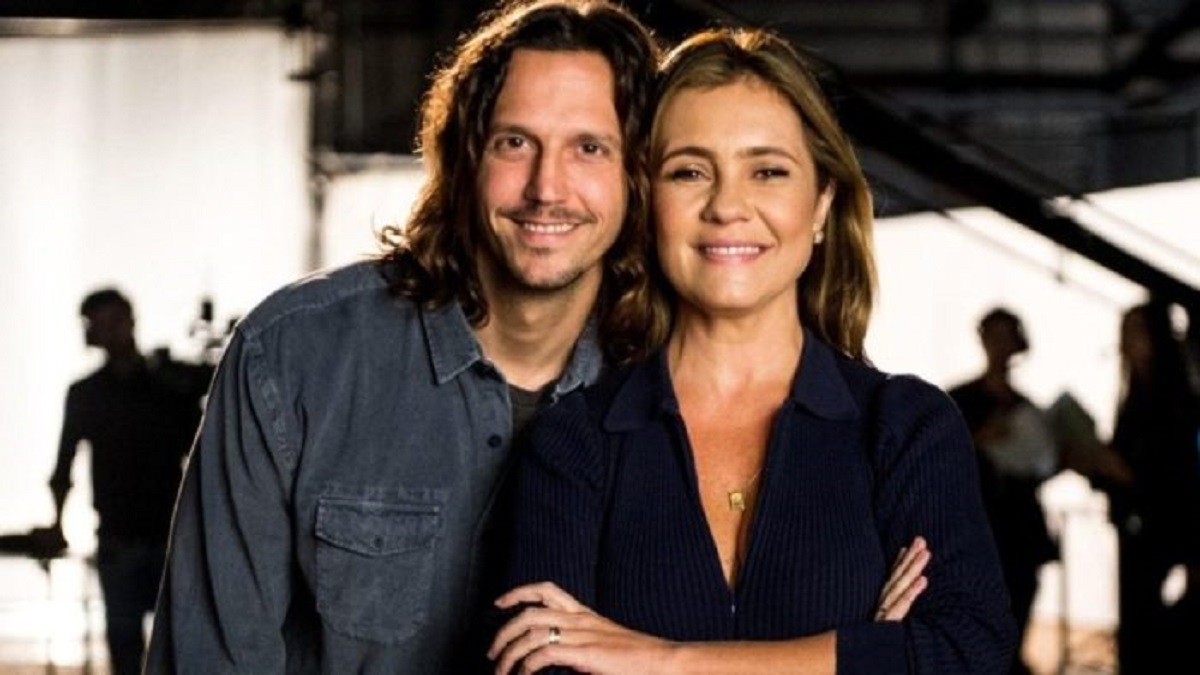 http://tvfoco.uai.com.br/wp-content/uploads/2015/05/Daniela-Mercury.jpg