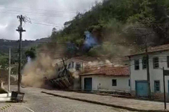 Deslizamento de terra em MG interrrompeu programação da Globo NEws