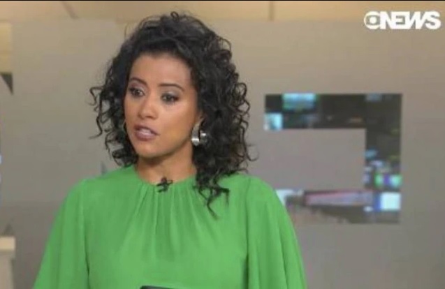 Aline Midlej chorou 