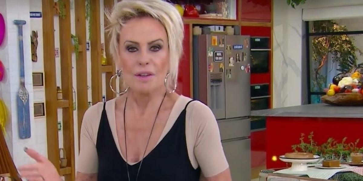 http://tvfoco.uai.com.br/wp-content/uploads/2015/05/Daniela-Mercury.jpg