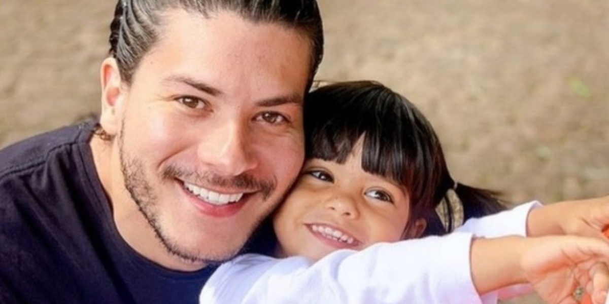 http://tvfoco.uai.com.br/wp-content/uploads/2015/05/Daniela-Mercury.jpg