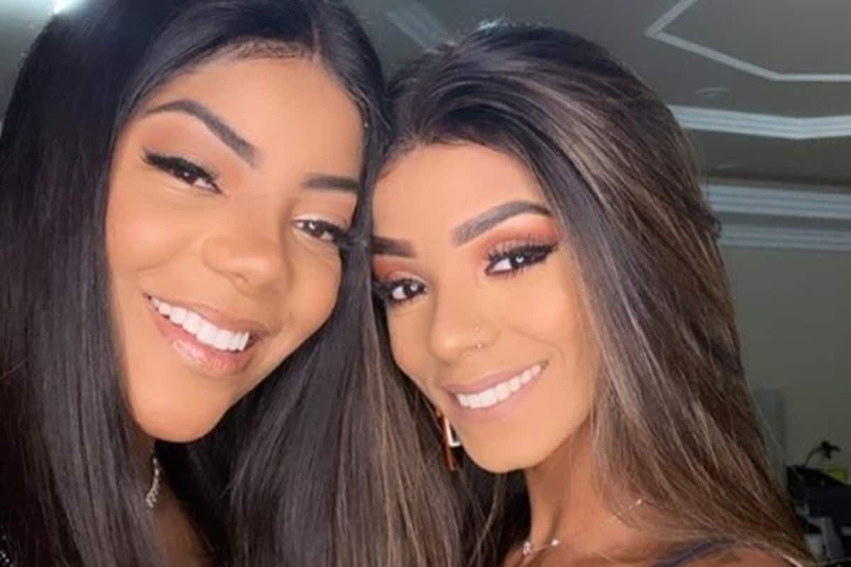 A bailarina ao lado da esposa Ludmilla (Foto: Reprodução / Internet)