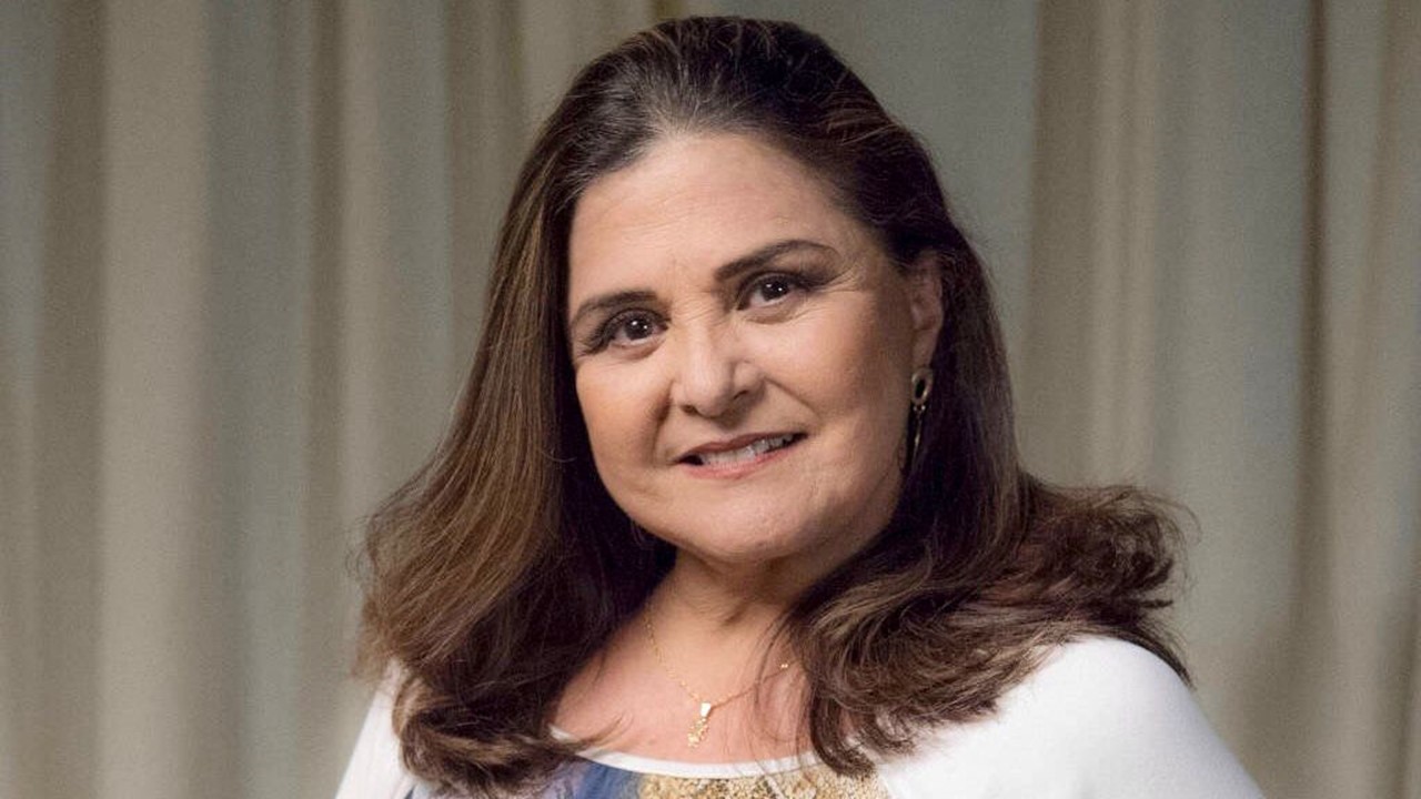 http://tvfoco.uai.com.br/wp-content/uploads/2015/05/Daniela-Mercury.jpg
