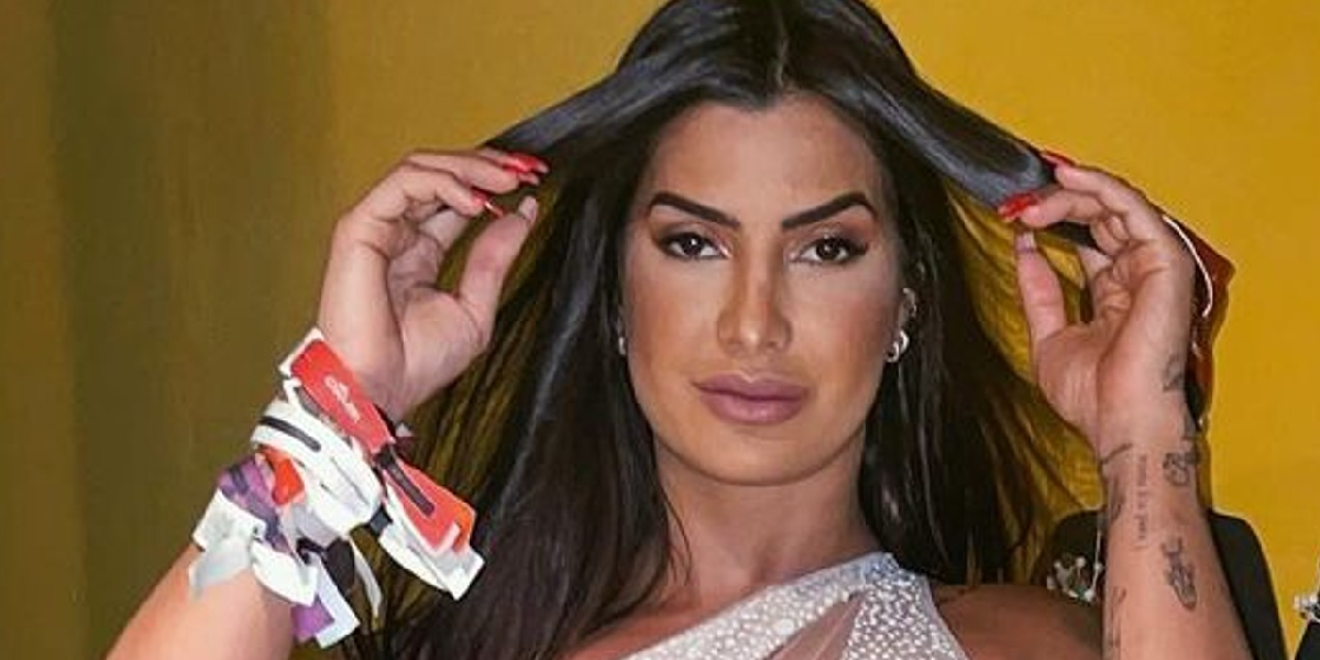 http://tvfoco.uai.com.br/wp-content/uploads/2015/05/Daniela-Mercury.jpg