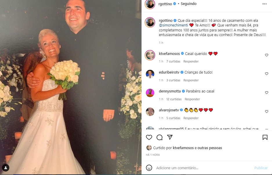 Reinaldo Gottino ao lado da sua esposa, Simone Chimenti, no dia do casamento, eles estão juntos há 16 anos (Foto Reprodução/Instagram)) Reinaldo Gottino ao lado da sua esposa, Simone Chimenti, no dia do casamento, eles estão juntos há 16 anos (Foto Reprodução/Instagram))