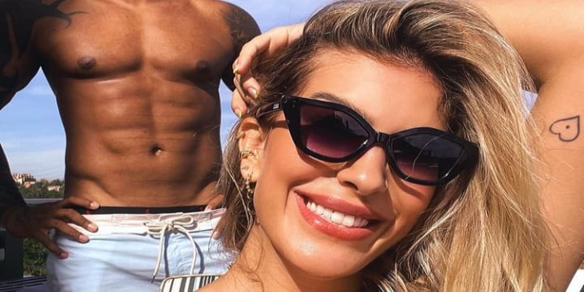Lore Improta exibiu o corpo musucloso de Léo Santana (Foto: reprodução)