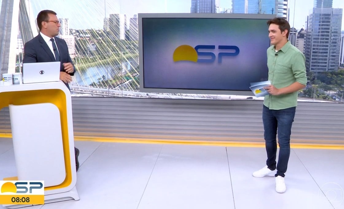 Bocardi deu uma bronca em Alessandro Jodar por conta dos microfones Bocardi deu uma bronca em Alessandro Jodar por conta dos microfones