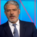 William Bonner corrigiu informação passada no telejornal (Foto: Reprodução)