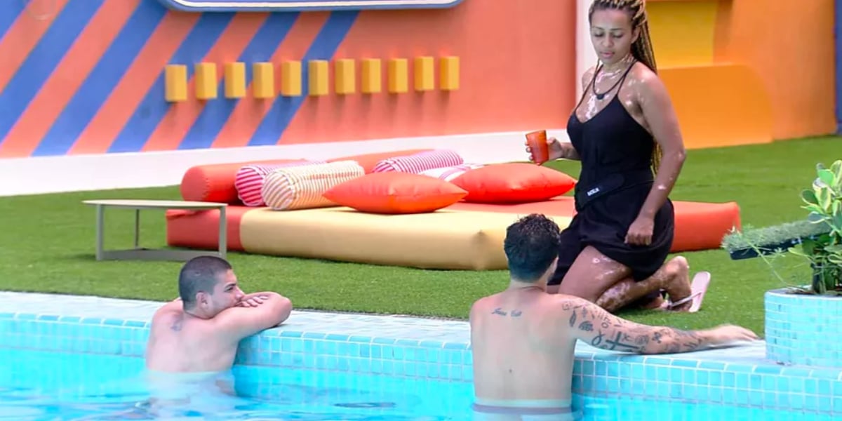 http://tvfoco.uai.com.br/wp-content/uploads/2015/05/Daniela-Mercury.jpg