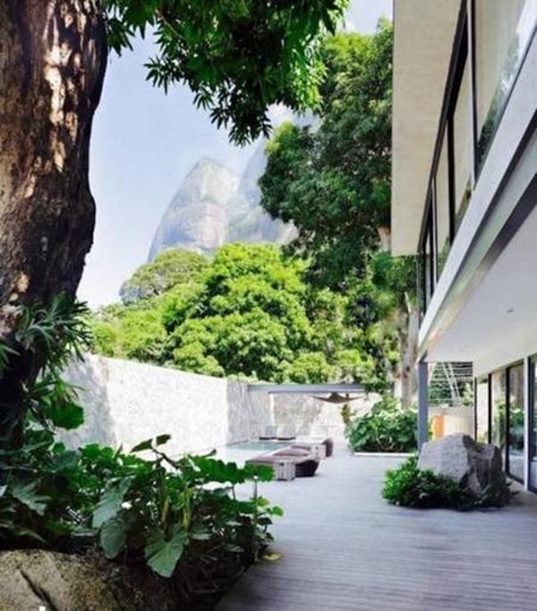 Mansão de Carolina Dieckmann tem vista para a Pedra da Gávea e para o mar (Reprodução)