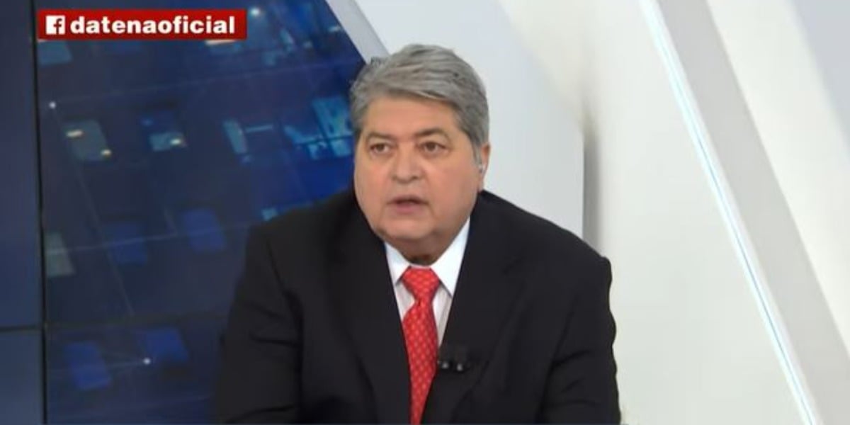http://tvfoco.uai.com.br/wp-content/uploads/2015/05/Daniela-Mercury.jpg