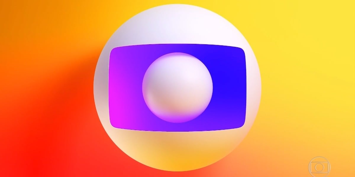 Jornalista da Globo chora (Foto: Reprodução)