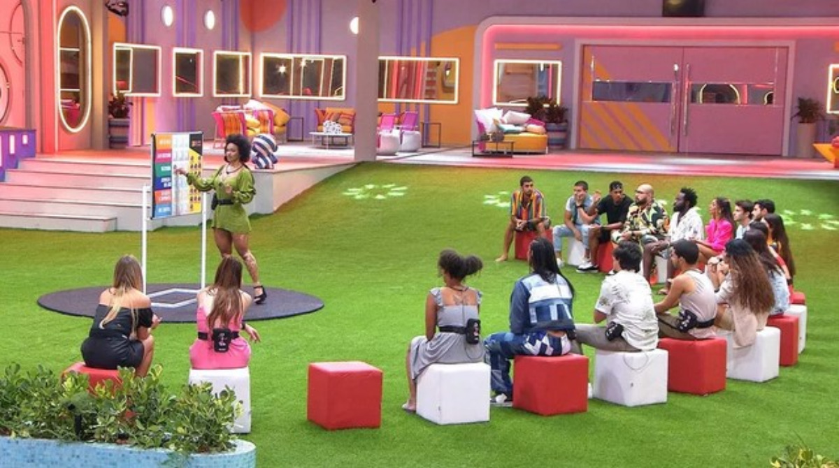 http://tvfoco.uai.com.br/wp-content/uploads/2015/05/Daniela-Mercury.jpg
