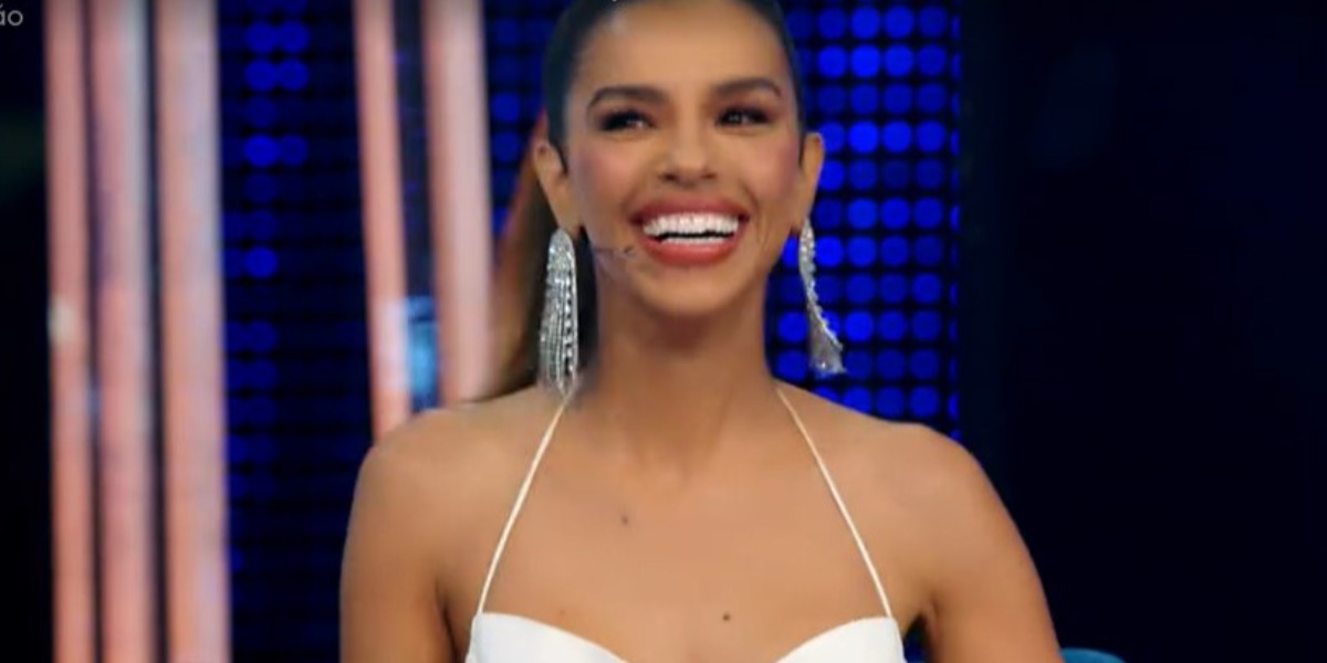 http://tvfoco.uai.com.br/wp-content/uploads/2015/05/Daniela-Mercury.jpg