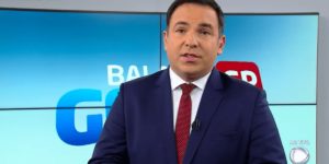 Reinaldo Gottino no comando do Balanço Geral (Foto: Reprodução)