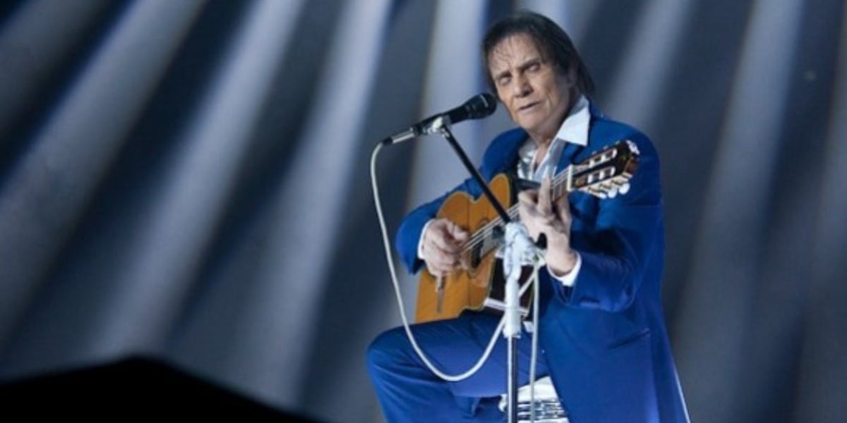 http://tvfoco.uai.com.br/wp-content/uploads/2015/05/Daniela-Mercury.jpg